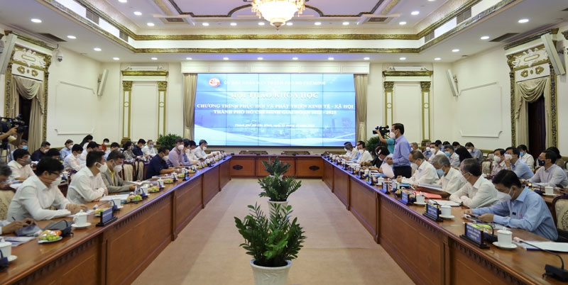 TP Hồ Chí Minh tìm giải pháp phục hồi và phát triển kinh tế - xã hội đến năm 2025