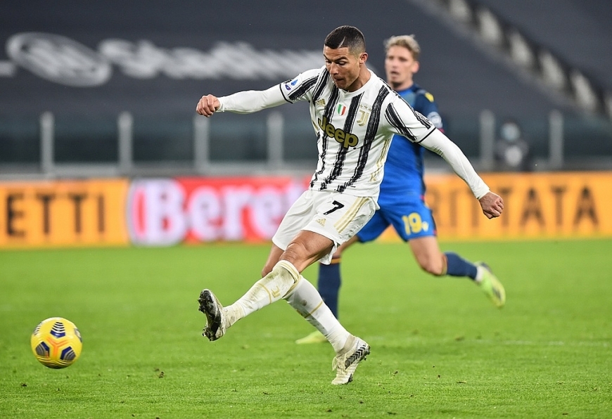 Ronaldo lập cú đúp trong chiến thắng 4-1 của Juventus