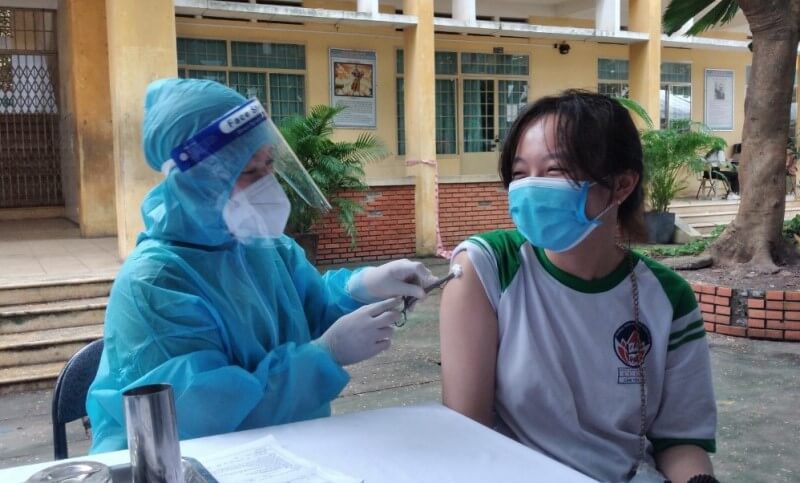 TP Hồ Chí Minh tiêm vaccine phòng Covid-19 cho trẻ từ 12 đến 17 tuổi