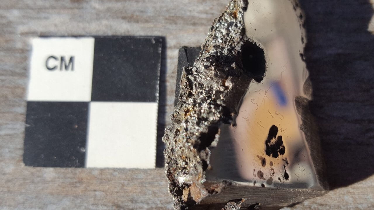 Tìm ra 2 khoáng chất chưa từng có trên Trái đất từ thiên thạch khổng lồ