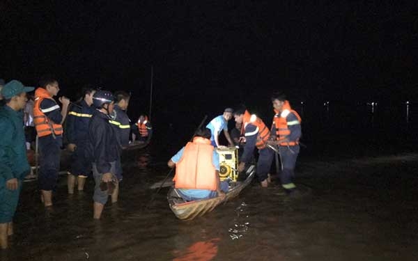 Xác định danh tính 10 nạn nhân chìm đò trên sông Vu Gia