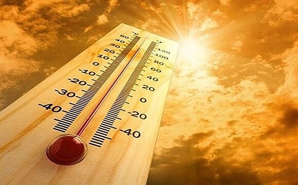 Nắng nóng gay gắt tại miền Bắc và miền Trung kéo dài đến bao giờ?