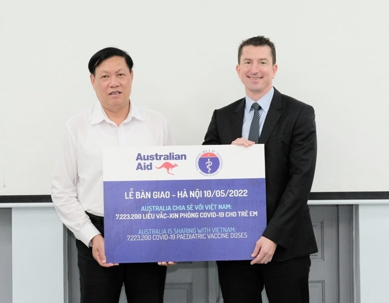 Việt Nam tiếp nhận hơn 7,2 triệu liều vaccine phòng COVID-19 do Úc viện trợ